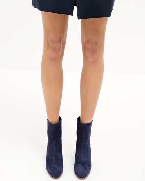 Bianca Buccheri Giana Navy Boots