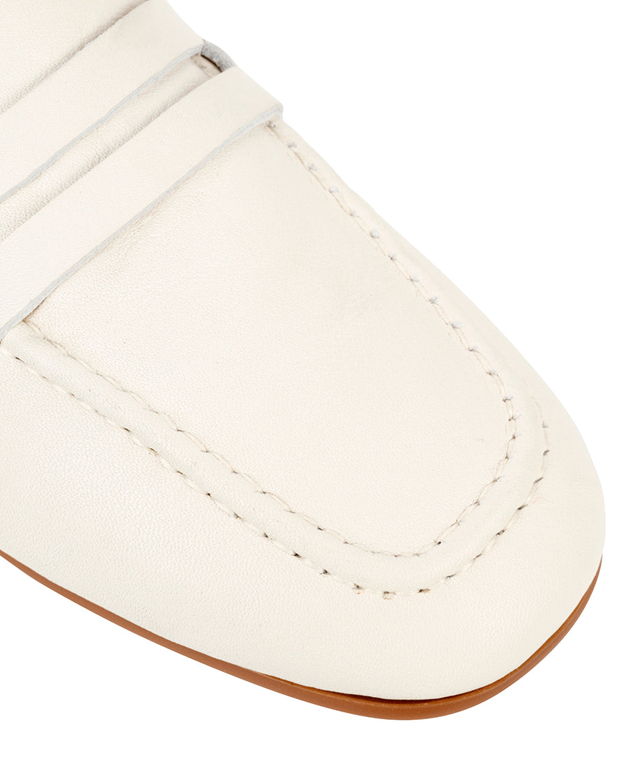 Dolci Firme Janene Milk Loafer