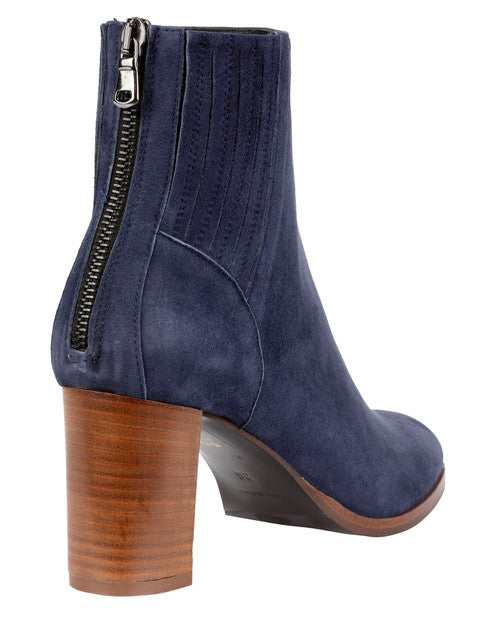 Bianca Buccheri Giana Navy Boots